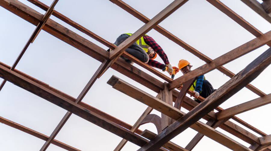 Professional gutter cleaning services in Hungerford, TX